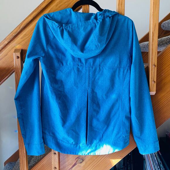 Marmot blue pullover hooded lightweight jacket - Picture 4 of 6